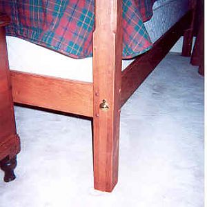 king size pencil post bed