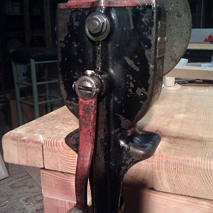 3.Goodell Pratt Model 485 Crank Grinder