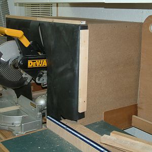 Miter saw dust collection hood