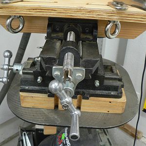 X-Y Vise