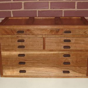 Tool chest