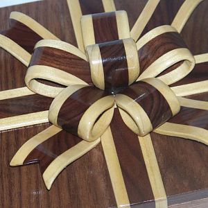 Ultimate Gift Box Bow