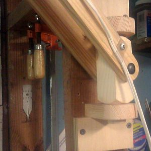 Swinging task light