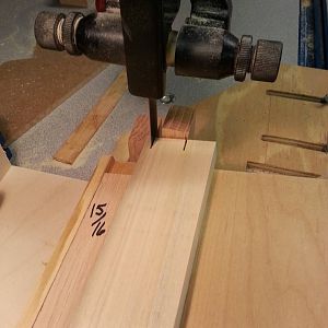 Cutting pins for the drawers