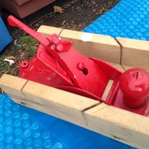 Red Hand Plane