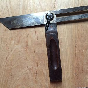 301 Yard Sale Finds - Stanley No 25 Bevel Gauge Pic 1