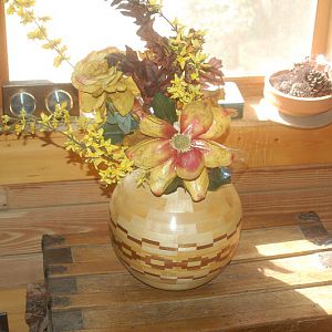 Round Vessel