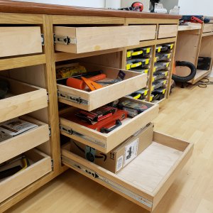 Drawers / trays