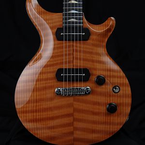 Saturn Deluxe Guitar