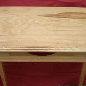 finnishes ash table