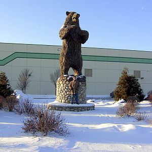 Obligatory Grizzly statute picture