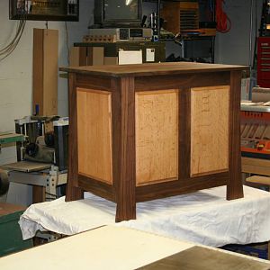 Walnut and QSRO blanket chest