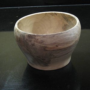 Bowl in Spalted Holly