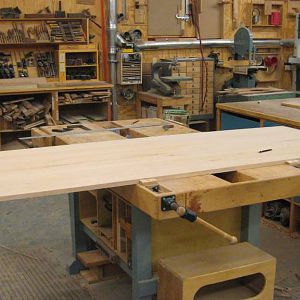 Building a Shaker Dining Table