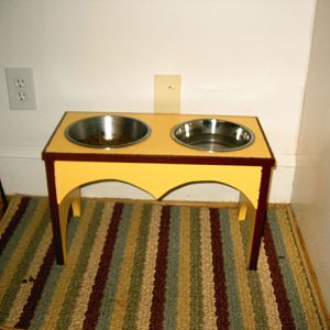 dog food stand
