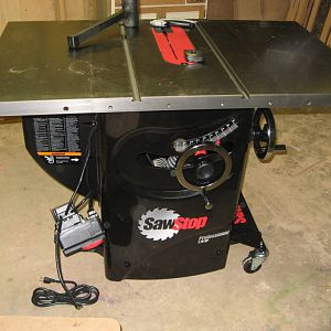 SawStop unboxing 13