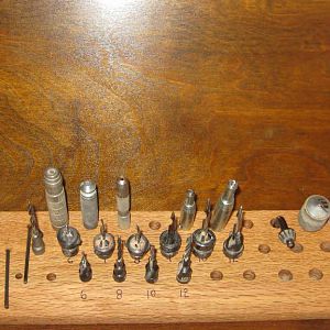 Drill bit storage cabinet
