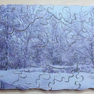 Winter scene interlocking jigsaw puzzle
