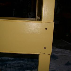 Twin bed - side rail detail