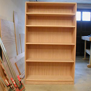 Basic Oak Bookshelf
