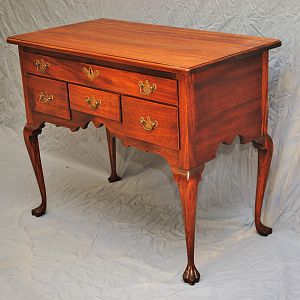 Queen Anne Dressing Table