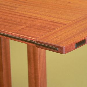 Ford serving table, breadboard splines