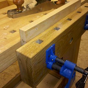 Face vice built with pipe clamps