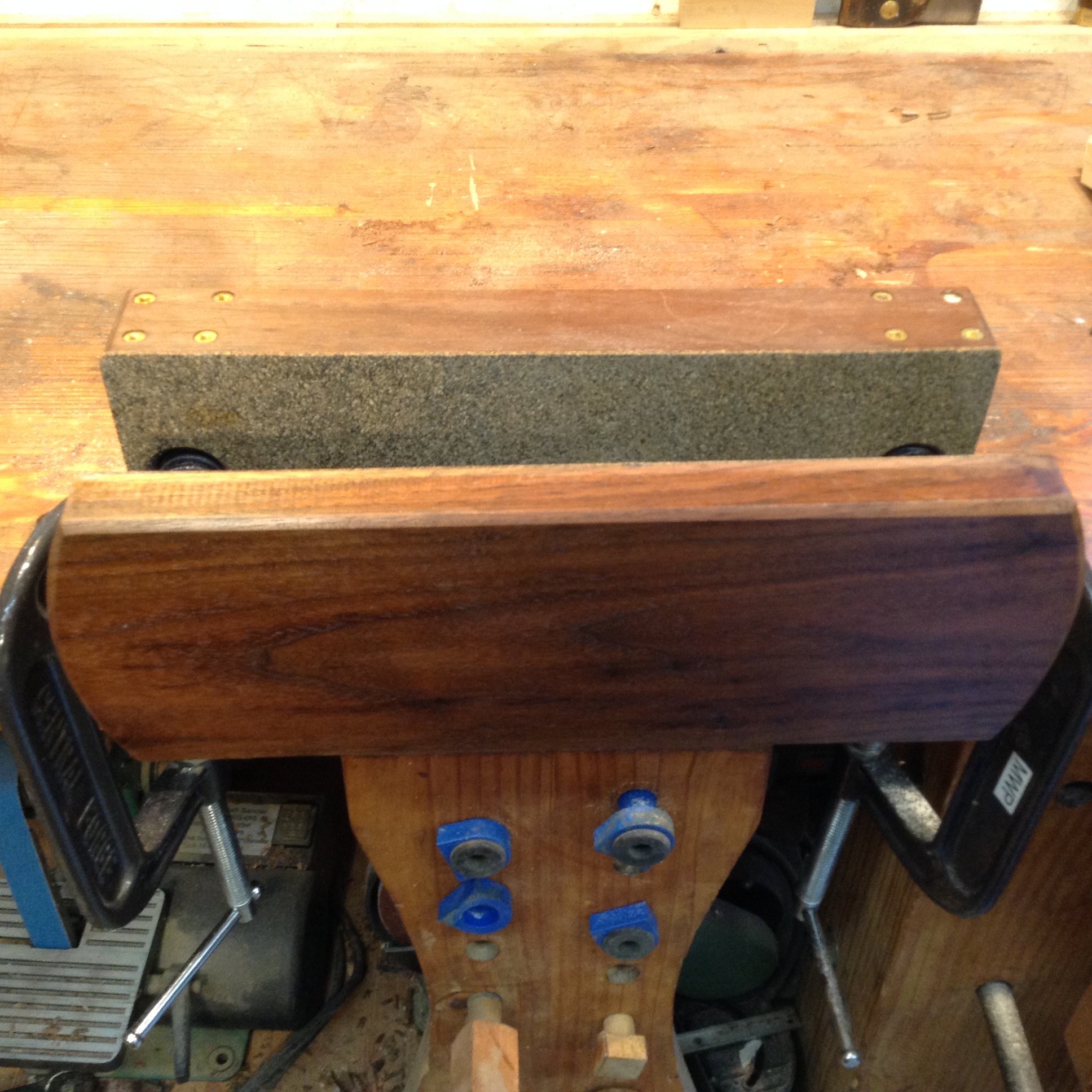 Yet another dumbbell screw Moxon vise NC Woodworker