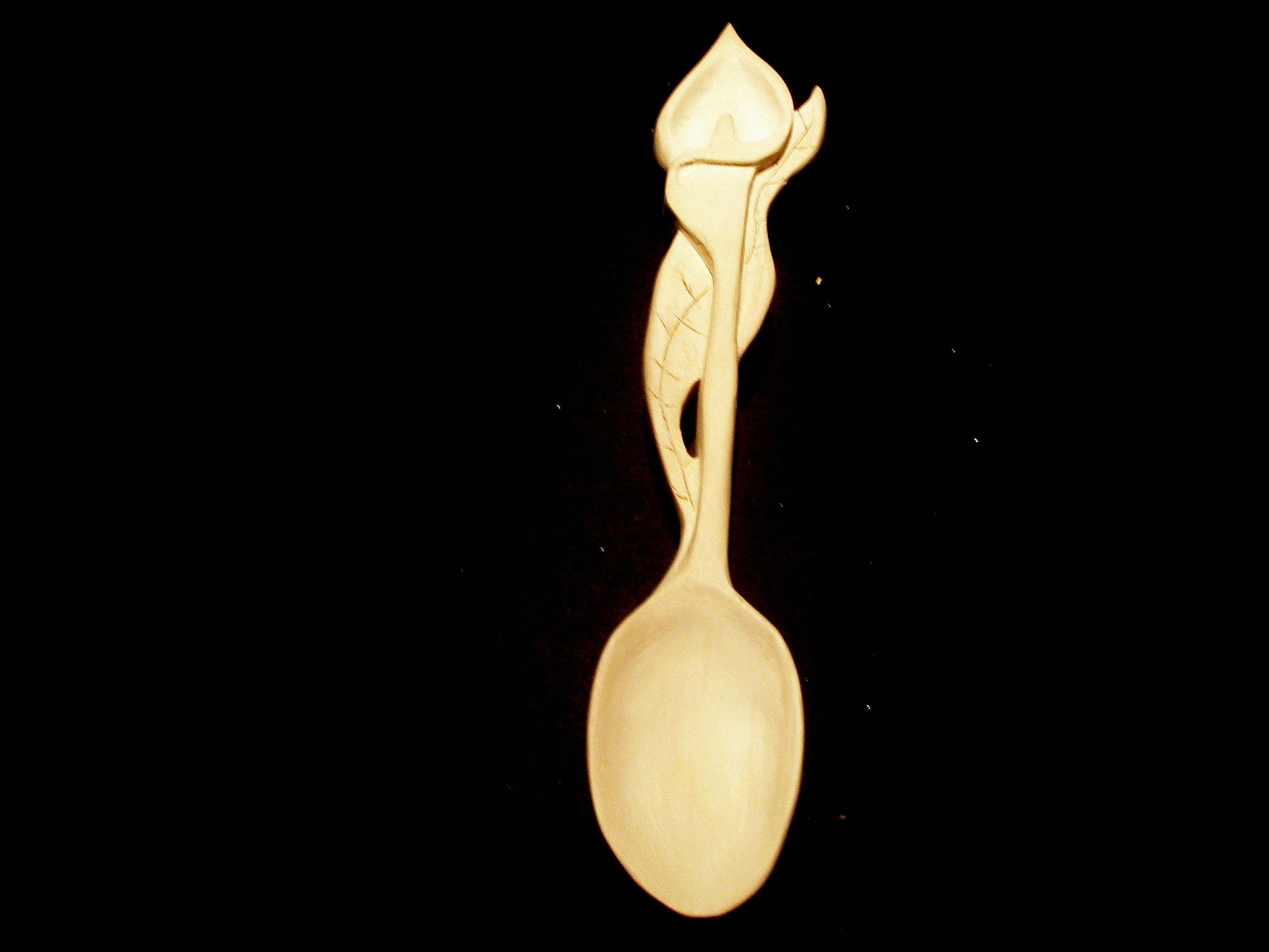 Cana Lilly carved spoon