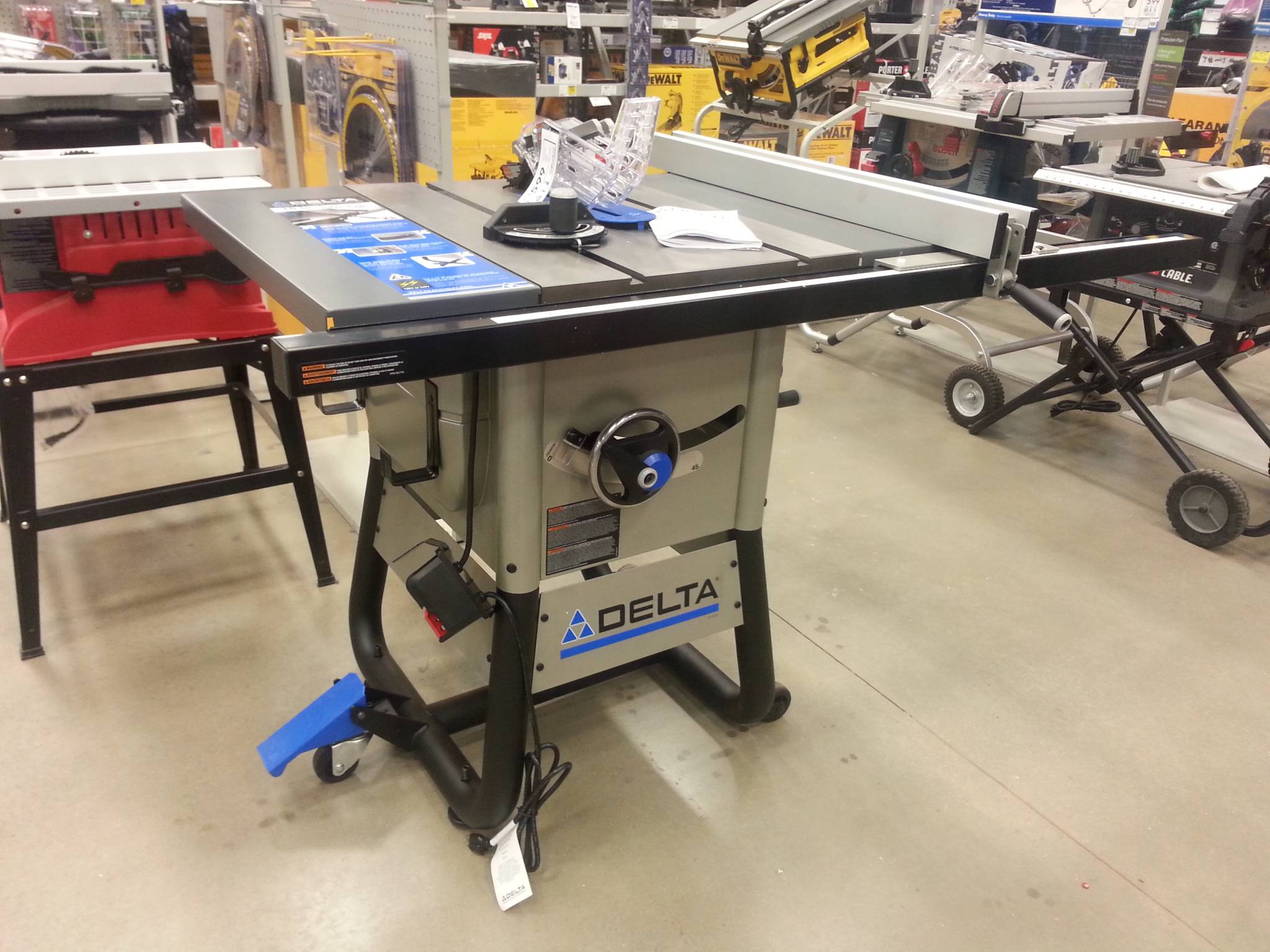 Delta Table Saw 2014