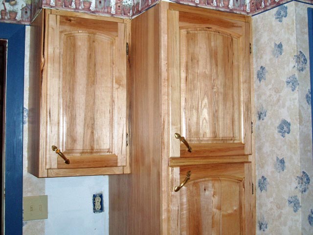 Panty and side upper cabinet