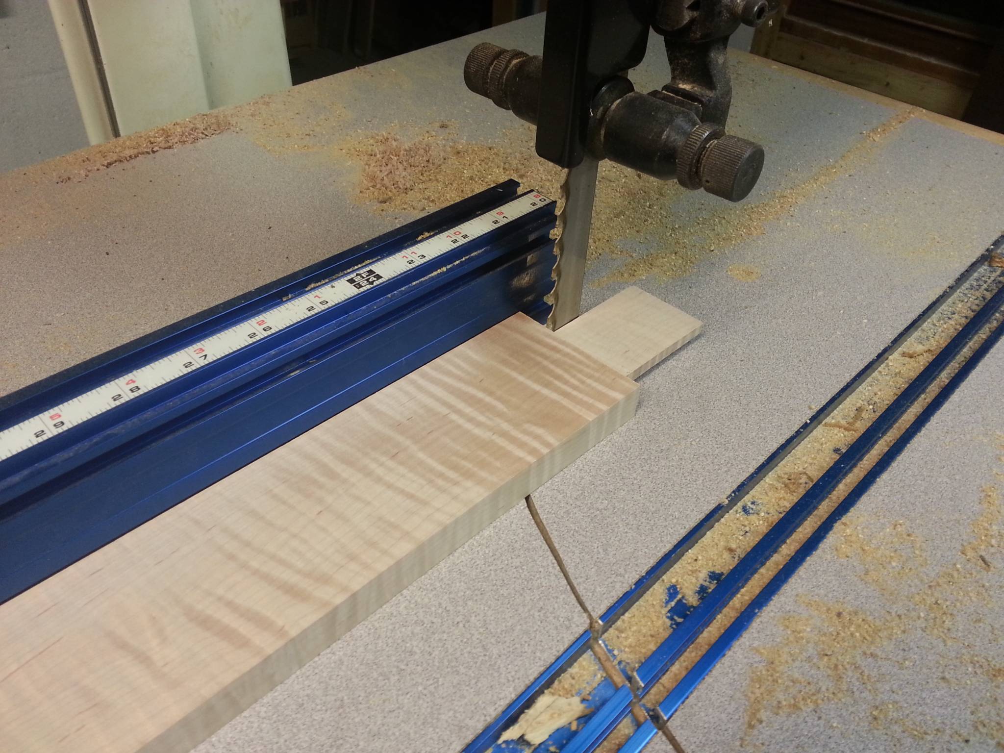 trimming tenons on bandsaw